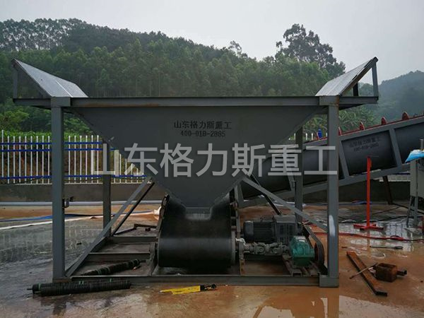 中铁二十局螺旋洗石机